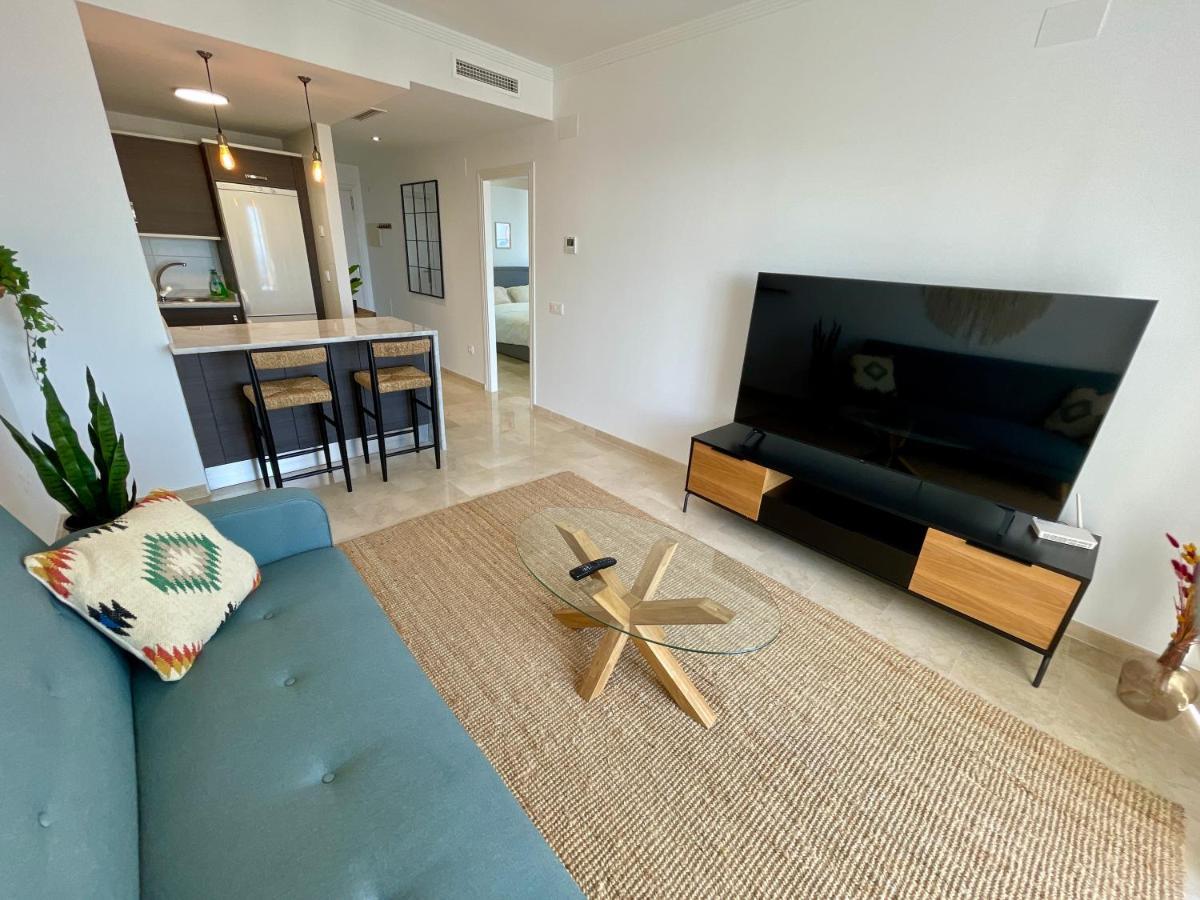 Hill Sea View Apartment Манільва Екстер'єр фото