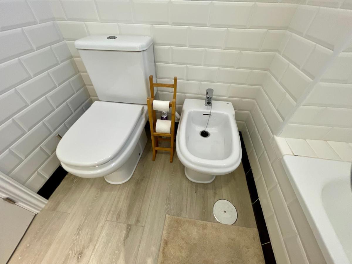 Hill Sea View Apartment Манільва Екстер'єр фото